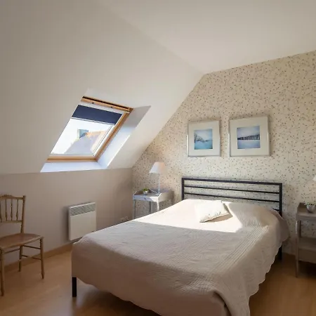 Holiday home Sterenn Vor - Ker211 By Interhome