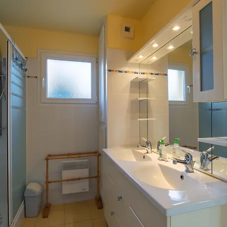 Holiday home Sterenn Vor - Ker211 By Interhome